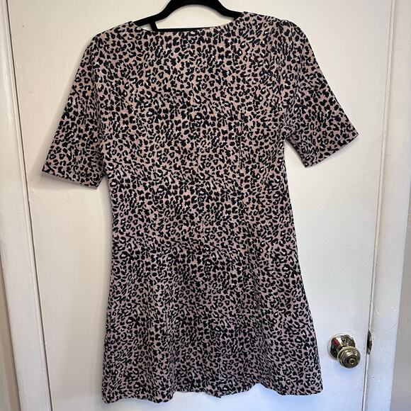 Womans altar’d state corduroy leopard print button down dress size small - Picture 4 of 6